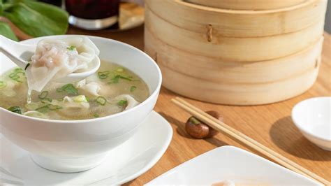  Cangzhou Wontons: Savoring Delicate Dough Pockets Filled with Flavorful Surprise?