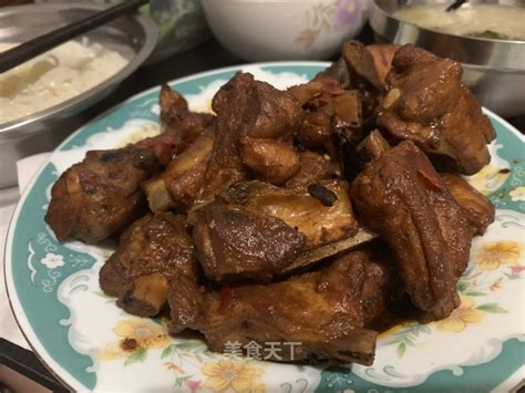   Spicy Braised Pork Ribs With Lotus Root: Can You Handle the Fusion of Umami and Chili Heat?