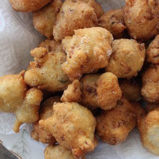 Panjin Clam Fritters: Crispy Delights Bursting With Ocean Freshness!